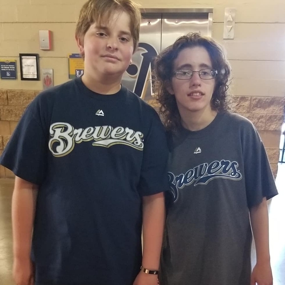 Meet your Posher, Tricia - Picture 3 of 4